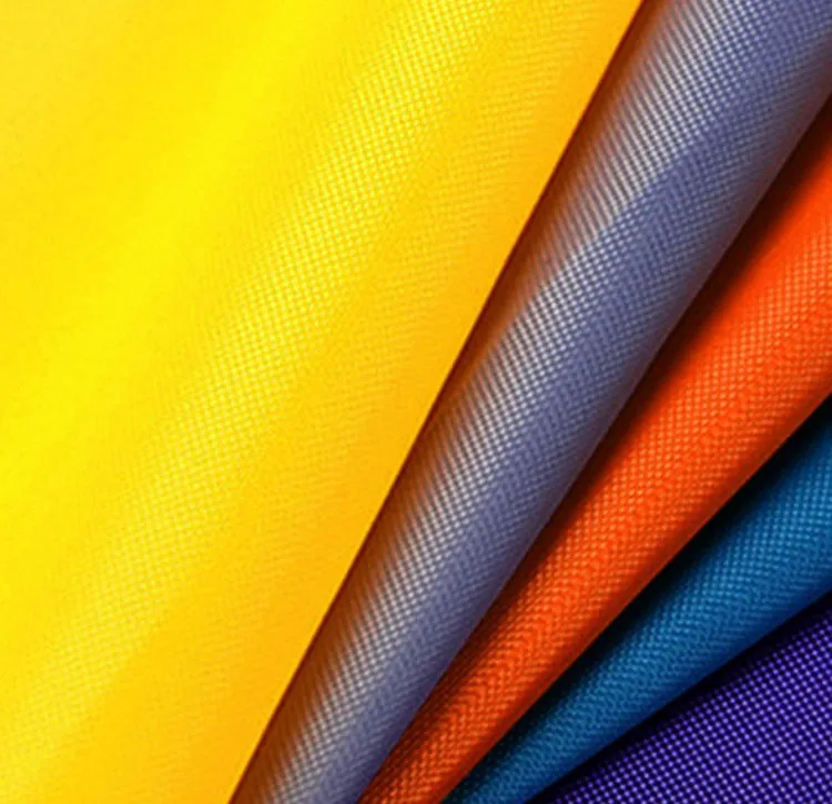 Cosmetic bag guide supporting image for What Details Matter For A Custom Cosmetic Or Toiletry Bag?